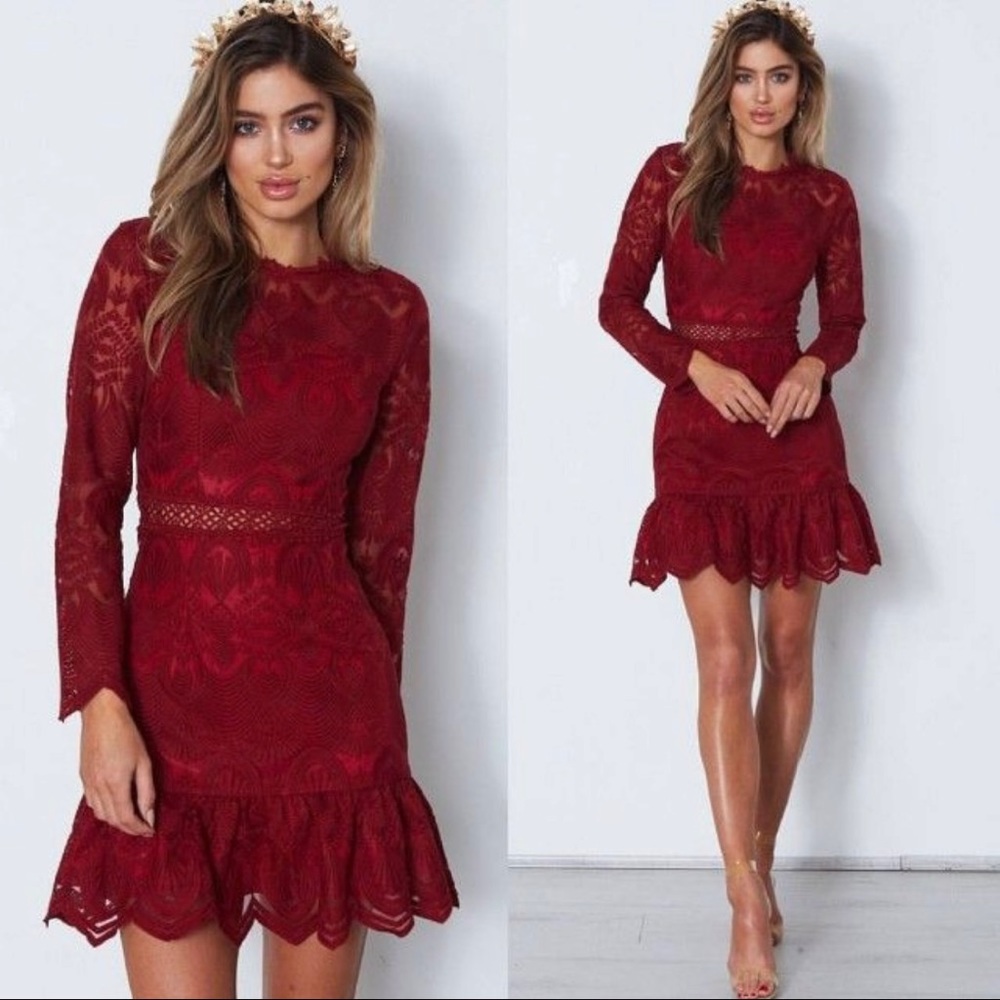TWO SISTERS THE LABEL MEDINDIE RED LACE BACKLESS MINI DRESS W/FLUTTER HEM SzL